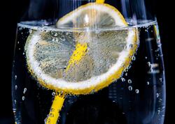 Orqanizm üçün ən &quot;zərərsiz&quot; <span class="color_red">spirtli içki</span>