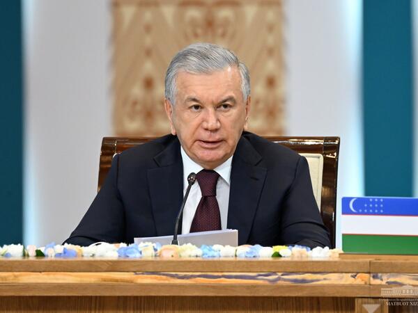 Şavkat Mirziyoyev Azərbaycanın tamhüquqlu iştirakçı qismində Mərkəzi Asiya Dövlət Başçılarının Məşvərət Görüşü formatına qoşulduğunu elan edib