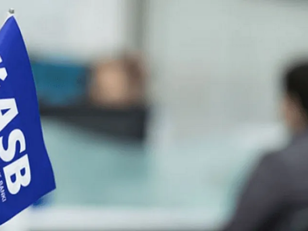 Azərbaycan Sənaye Bankından kobud səhv: bayrağımızı yanlış təsvir etdi - FOTO