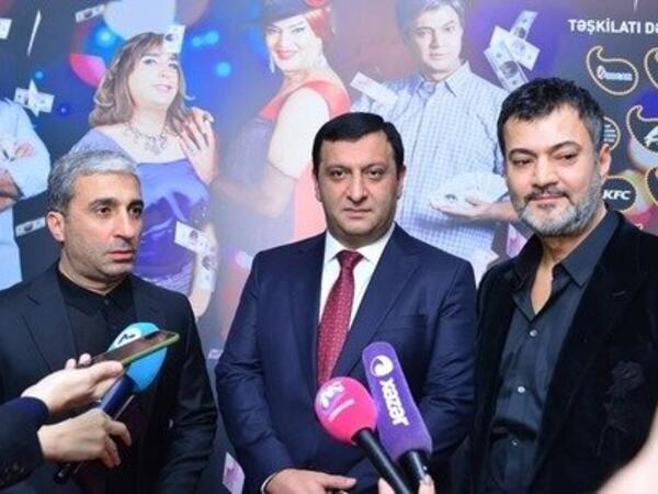 “Bu şəhərdə”nin üzvləri Qurbanovla bağlı səhnəcikdən danışdı - VİDEO