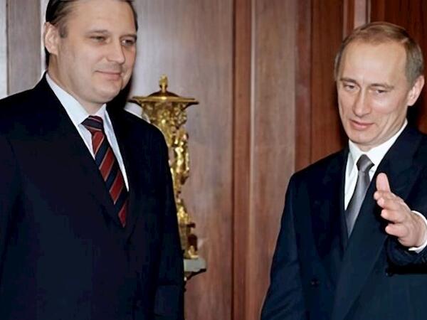 Rusiya keçmiş baş naziri terrorçu siyahısına salındı