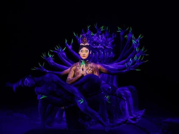 BIAF 2025 Yang Liping Contemporary Dance (Çin) qrupunun &quot;Bahar ayini&quot; xoreoqrafik tamaşasını böyük uğurla təqdim etdi - FOTO