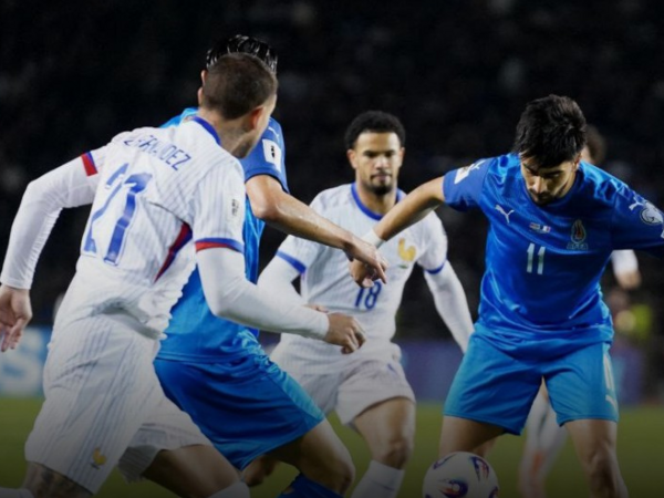 Azərbaycanlı futbolçular fransızları &quot;soydular&quot; - VİDEO