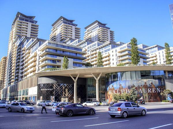 &quot;Port Baku&quot;da yarım milyonluq avtomobil DİQQƏT ÇƏKDİ - <span class="color_red">VİDEO</span>