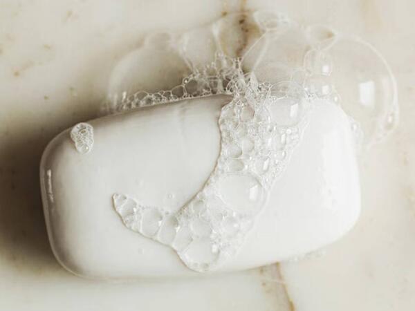 Keçmişdə niyə kişilər maşında sabun gəzdirib?