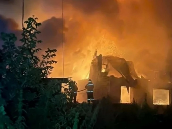 Qazaxıstanda güclü yanğın: 9-u uşaq olmaqla 12 nəfər öldü