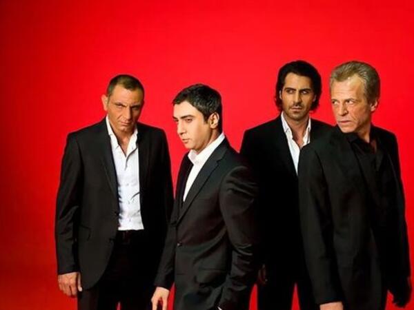 &quot;Kurtlar Vadisi&quot;nin ulduzları 22 il sonra bir arada - FOTO