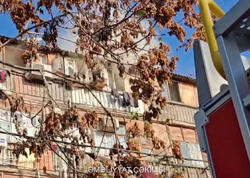 Bakıda yataqxanada yanğın, təxliyə edilənlər var - VİDEO