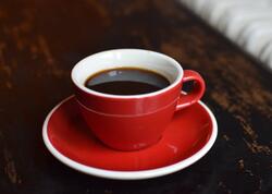 Azərbaycanlıların ən sevimli içkisi qaynar qəbul ediləndə xərçəng yaradırmış