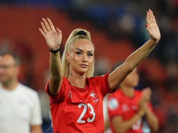 Alişanın evi qarət edildi