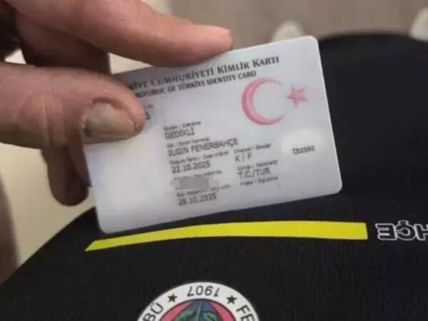 Ata qızının adını &quot;Fənərbağça&quot; qoydu