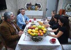 “Bakı Şəbəkəsi” İB Milli Qəhrəman, şəhid jurnalist Fəxrəddin Şahbazovun ailə üzvlərinə baş çəkib - VİDEO - FOTO