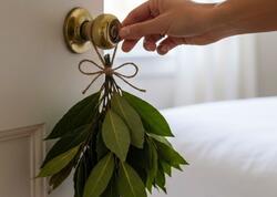Yataq otağının qapısına dəfnə yarpağı asın – baş verənlərə inanmayacaqsınız