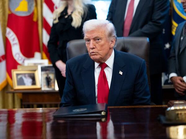 Tramp çoxdan gözlənilən aktı imzaladı - Epşteyn sənədləri açıqlanır - <span class="color_red">FOTO</span>