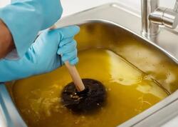 Sirkə və sodasız tıxanıqlığı açan üsul: Yarım stəkan bəs edir