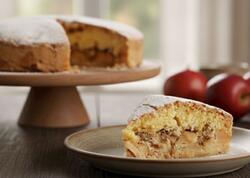 Almalı Şarlotta – Asan hazırlanan, ləzzətli şirniyyat resepti