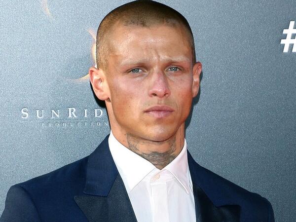 Məşhur aktyor qəfil vəfat etdi  - FOTO