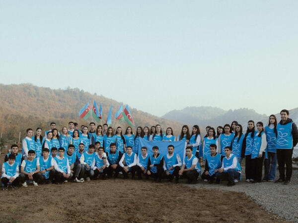 Leyla Əliyeva, Arzu Əliyeva və Alena Əliyeva Lənkəranda ekoloji aksiyalarda iştirak ediblər - FOTO