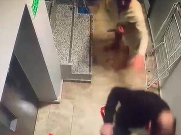 Arvadını tapmaq üçün verlişə gəldi, oğlunun dostu ilə oteldə yaxaladı - <span class="color_red">FOTO</span>