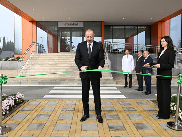 Prezident dərman preparatları istehsalı müəssisəsinin açılışında iştirak edib - FOTO