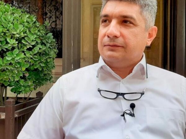 Arif Buzovnalı kimdir? - Təhsili atıb döyüşə gedən qəzəlxan