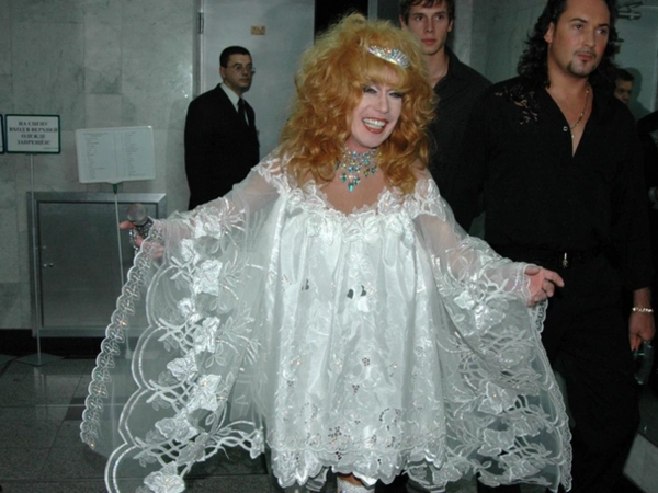 Puqaçovanın “əkizi” borca görə AXTARIŞDA - 13 milyonluq qalmaqal - FOTO