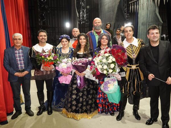 Opera Studiyasında İtalyan Fırtınası: Cüzeppe Verdinin &quot;Trubadur&quot; operası anşlaqla nümayiş olundu - FOTO