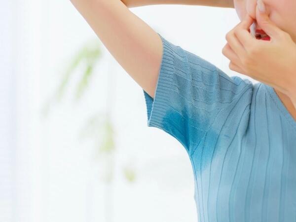 Yuyulduqdan sonra belə getməyən qoltuqaltı qoxusuna çarə