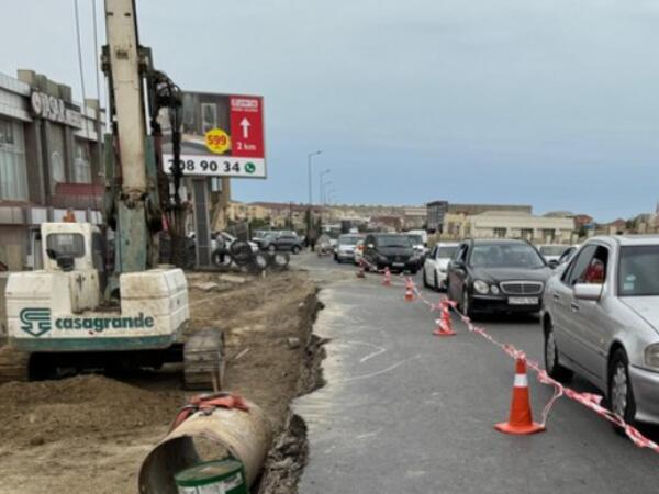 Aparılan təmir uzun tıxaclar yaradır - ŞİKAYƏT
