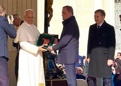 Ceyhun Bayramov Roma Papası ilə görüşdü - <span class="color_red">FOTO</span>