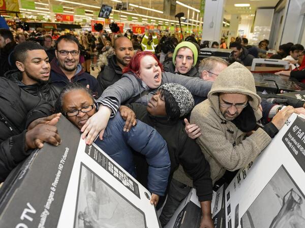 &quot;Black Friday&quot; böhran günü idi - Xaosdan qlobal alış-veriş festivalına - <span class="color_red">FOTO</span>