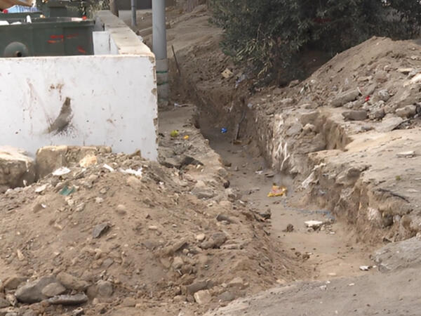 Bakıxanov qəsəbəsində uşaq meydançasının yerində bina tikiləcək? - VİDEO