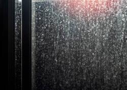 Ərpdən matlaşan duş kabinləri üçün təbii həll - <span class="color_red">Şüşələr güzgü kimi olur</span>