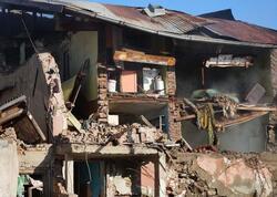 Türkiyədə partlayış: İki ev çökdü, xəsarət alan var - FOTO