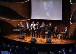 Tanınmış klarnet ifaçısı Əşrəf Əşrəfzadənin 85 illik yubileyinə həsr olunan gecə keçirilib - FOTO