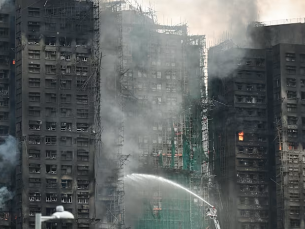 Böyük yanğında növbəti gün... - FOTOlar