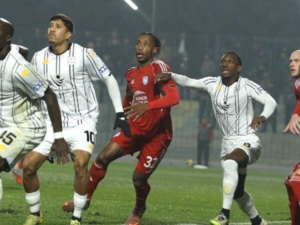 &quot;Turan Tovuz&quot; &quot;Neftçi&quot; ilə heç-heçə etdi, &quot;Zirə&quot; &quot;Kəpəz&quot;ə qalib gəldi