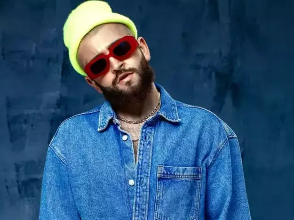 Azərbaycanlı müğənni fevraldan sonra hansı ayın gəldiyini BİLMƏDİ - <span class="color_red">VİDEO</span>