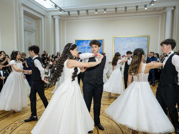 Azərbaycan Milli İncəsənət Muzeyində &quot;Vyana Balı” keçirilib - FOTO