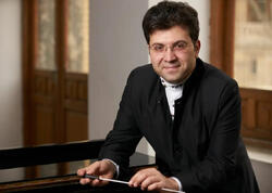 Əyyub Quliyev Dövlət Kamera Orkestrinə dirijor təyin edildi