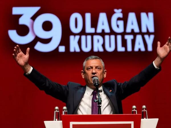 Özgür Özel yenidən CHP sədri seçildi - <span class="color_red">FOTO</span>