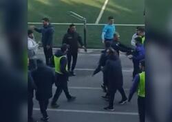 Ayxan Abbasovla Saşa İliç arasında qalmaqal - Meydandan qovuldular - <span class="color_red">VİDEO</span>