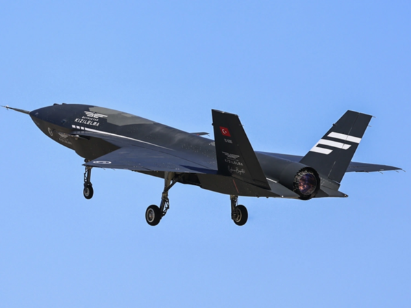 &quot;Bayraktar Kızılelma&quot; dünyada ilkə imza atdı