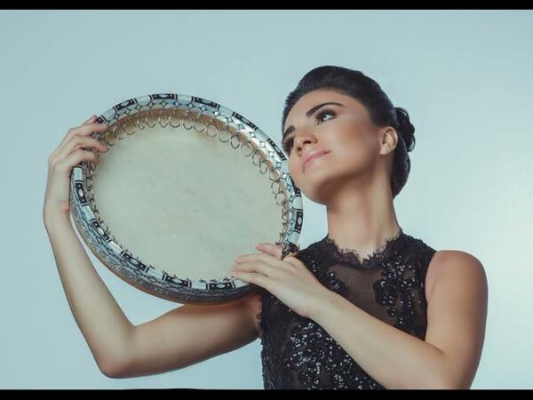 Əmiqızı oğlan məşhur müğənnilər KÜSÜLÜDÜRLƏR: Biri xanəndə və Əməkdar artistdir