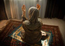 Azərbaycanda kişi namaza görə arvadını döyüb dişlərini sındırdı