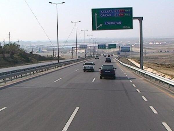 Bakıda 90-lıq yolda &quot;protiv&quot; sürdü - <span class="color_red">VİDEO</span>