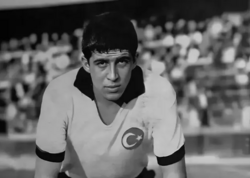 &quot;Beşiktaş&quot; klubunun əfsanəvi futbolçusu vəfat etdi - FOTO