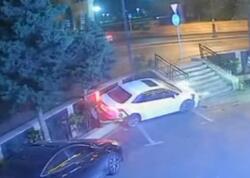 Qəzaya uğrayan maşın restoranın həyətinə düşdü - <span class="color_red">VİDEO</span>