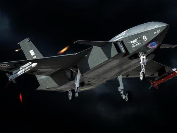 KIZILELMA: Dövrü dəyişən hava döyüşü