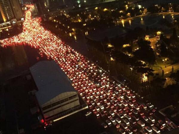 Paytaxtda işə gedib-gəlmək müşkülə çevrilib: Gecikmə, cərimə, əsəb… - SORĞU